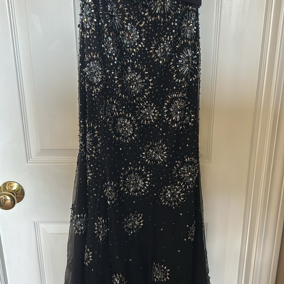 Prom Dress - Picture 2 of 5